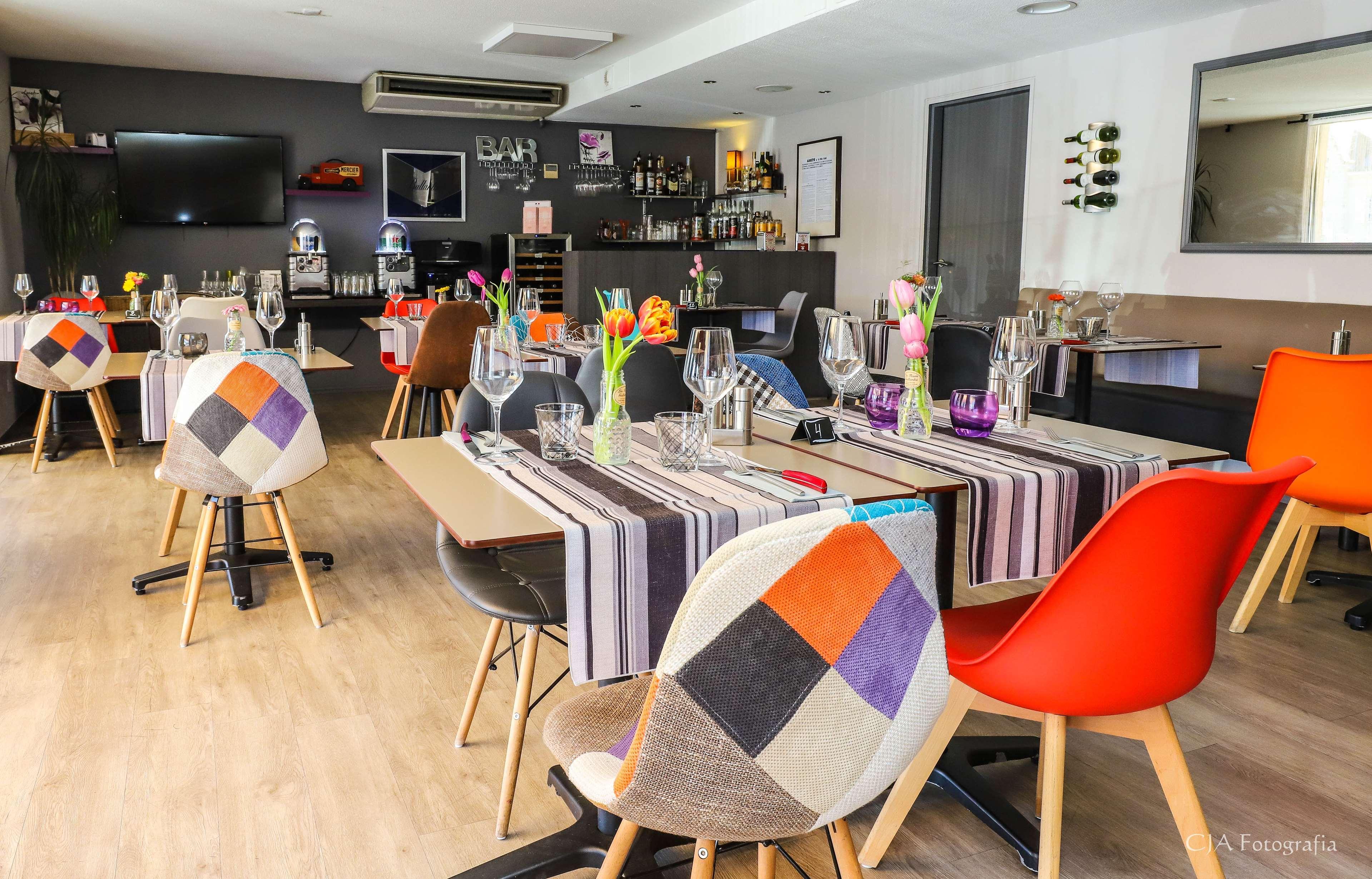 Hotel Restaurant Kyriad Brive Centre Exterior photo